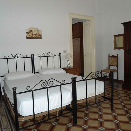 Casa Tipica Di Mirella Villa Santa Maria di Leuca Exterior photo